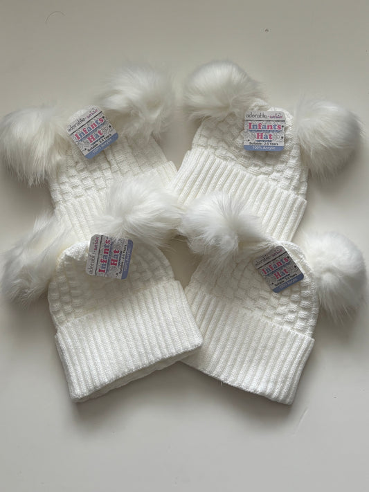 Double Pom Pom hat 2-5 years