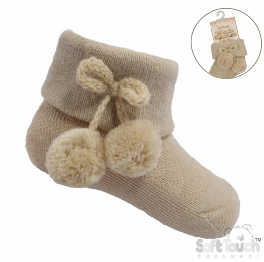Beige Ankle Pom Pom Socks